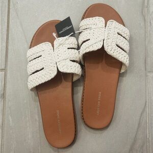 American Eagle Outfitters Women's Cream Sandals